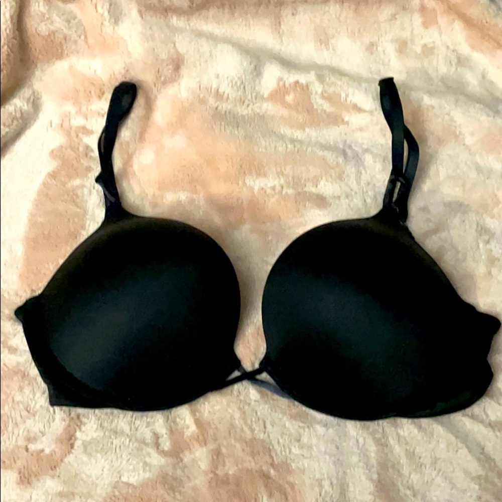 VS Bombshell Black Bra 34C